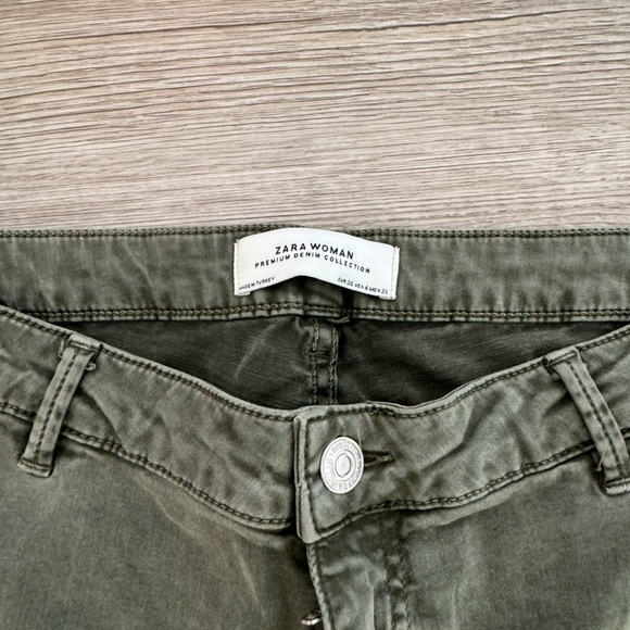 Zara pants - Picture 3 of 4